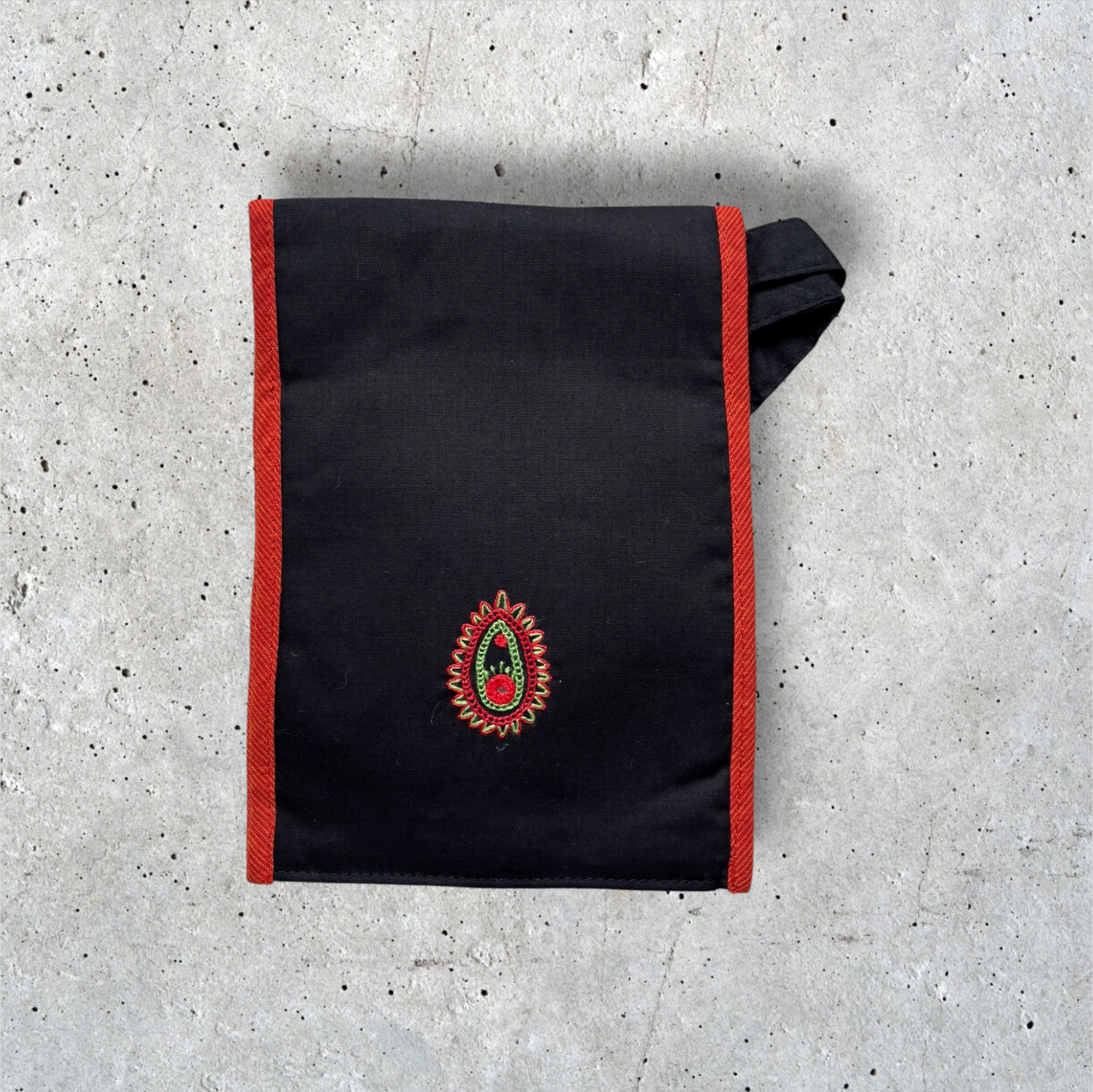 Vani Sling Bag