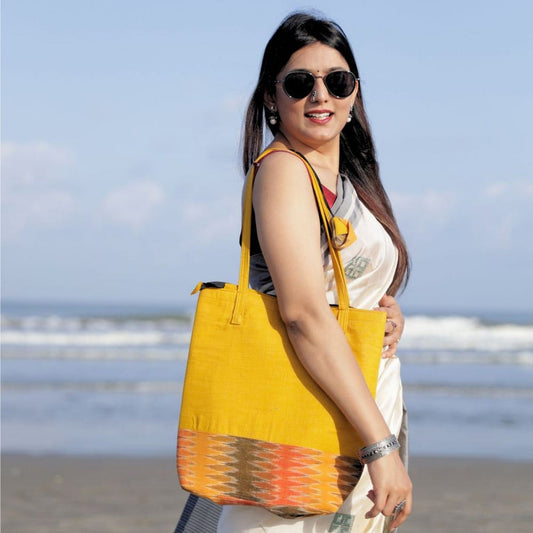 Aabhaas Tote bag with Ikat