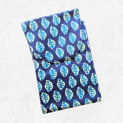 Navya cellphone crossbody bag