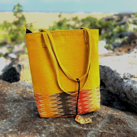 Aabhaas Tote bag with Ikat