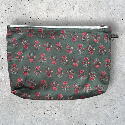 Yatra Travel Pouches (Set of 3)