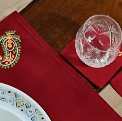 FABRIC TABLE RUNNER SET – Set of 1 table runner + 6 table mats + 6 coasters