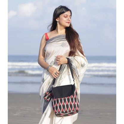 Naavika Sling Bag with Coin Purse